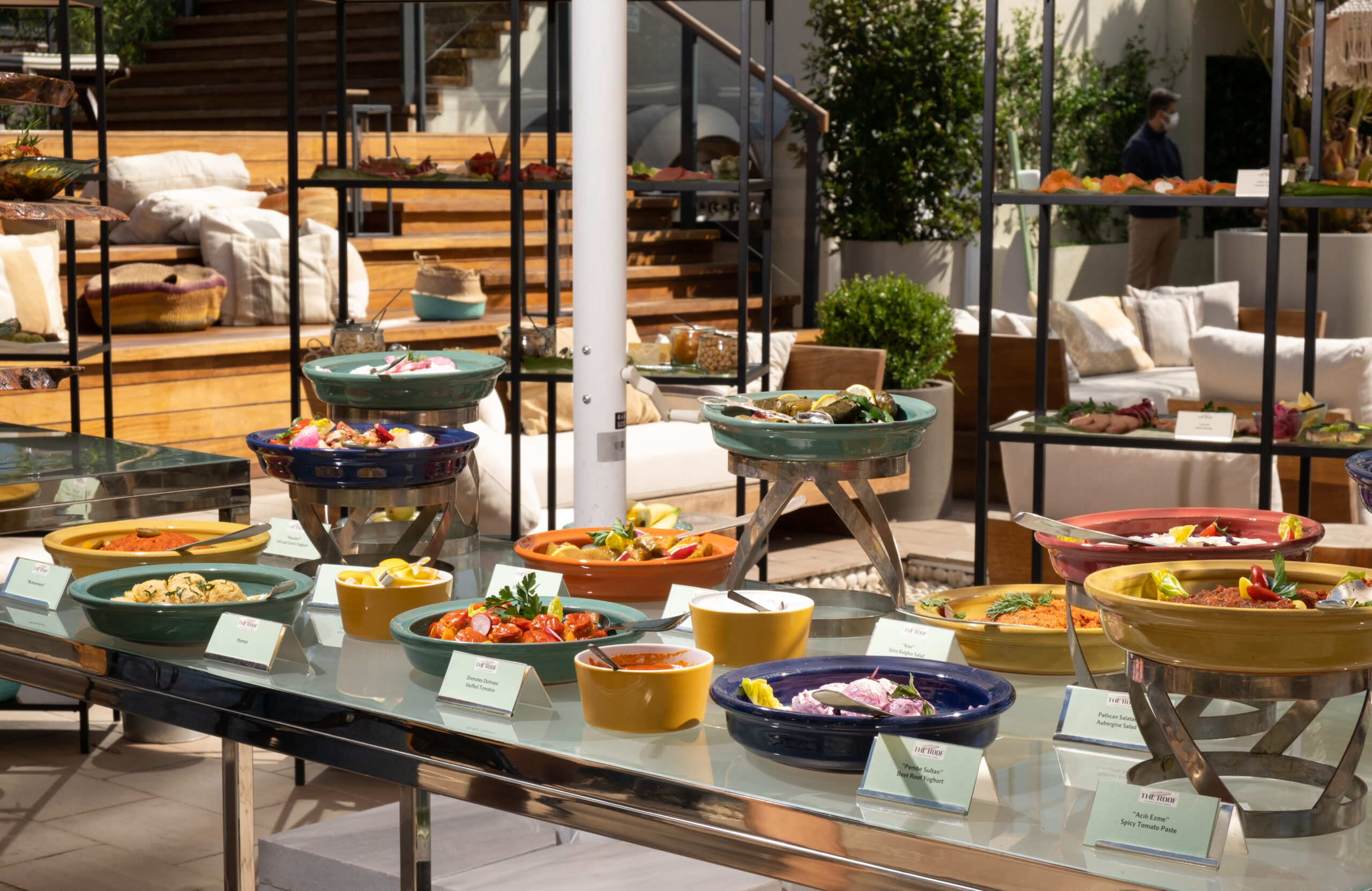 THE ROOF AT THE RITZ-CARLTON, ISTANBUL BRUNCH’I MİSAFİRLERİNİ BEKLİYOR