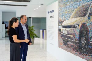 Hyundai Assan ve Deniz Sağdıç Sürdürülebilirliği Sanata Dönüştürüyor.
