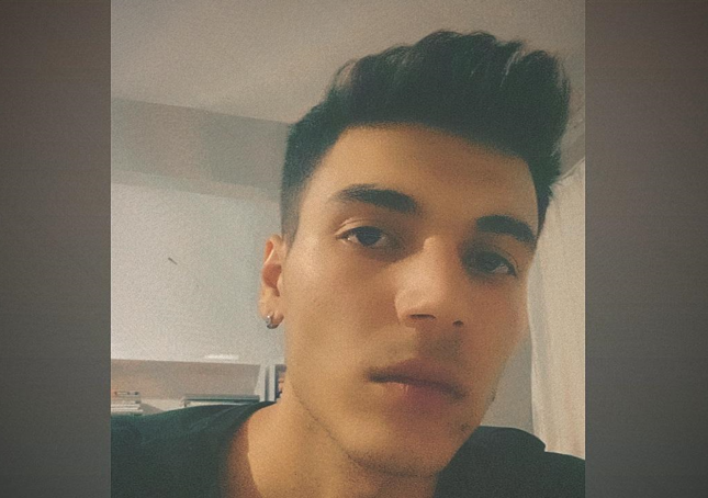 Vedat İzgiş Kimdir?