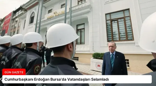 Cumhurbaşkanı Erdoğan Bursa’da Vatandaşları Selamladı