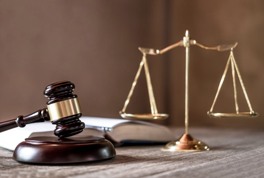 Çekişmeli Boşanma Davası ve Tazminat