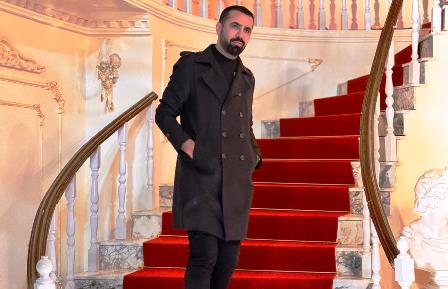 Deneyimli sinemacı, başarısını oyunculukla taçlandırıyor